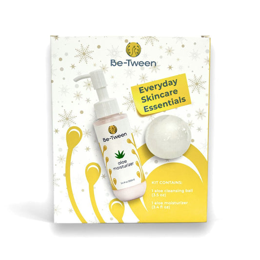 Be-Tween Everyday Skincare Essentials Set, featuring the Aloe Cleansing Ball and Aloe Moisturizer. The perfect holiday gift for tweens, designed to make skincare fun and simple. The jelly-like Aloe Cleansing Ball gently cleanses while the fast-absorbing Aloe Moisturizer hydrates and protects, keeping young skin healthy and glowing.